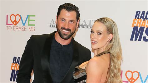 peta murgatroyd topless|Peta Murgatroyds Christmas Present Involves a Naked Maksim。